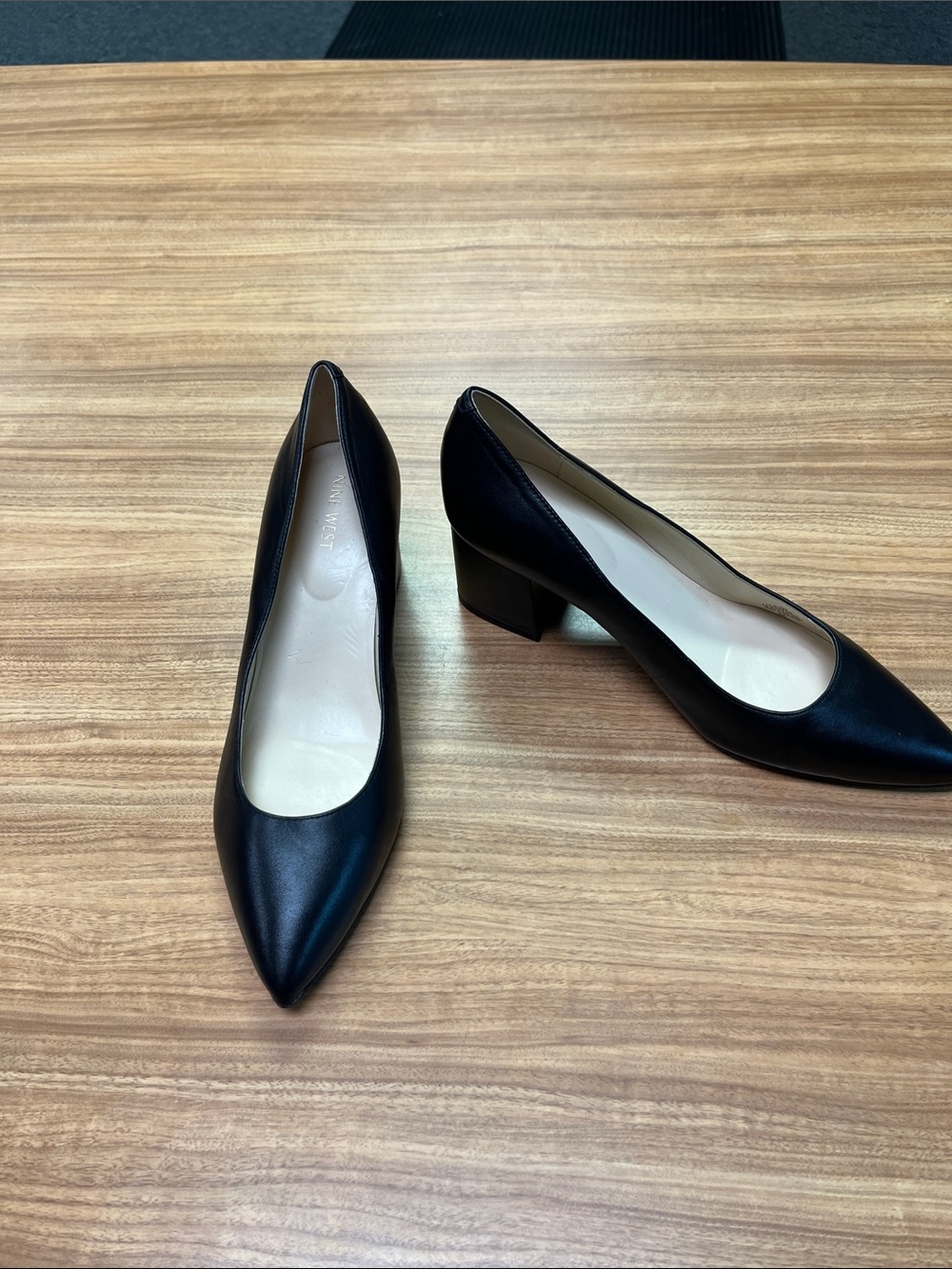 Nine West Black Pointed-Toe Mid Block Heel Pumps